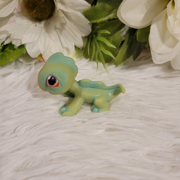 2/$10 Littlest Pet Shop LPS #29 Green Iguana Lizard Brown Eyes 2004 Hasbro - Picture 5 of 10